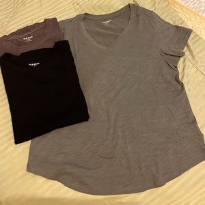Old Navy 3 bundle of T-shirt